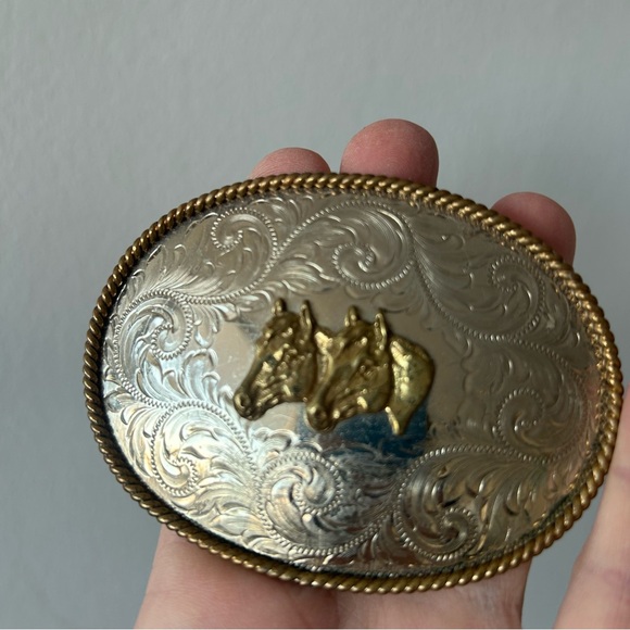 Montana Silversmiths Silver Belt Buckle - Picture 11 of 11